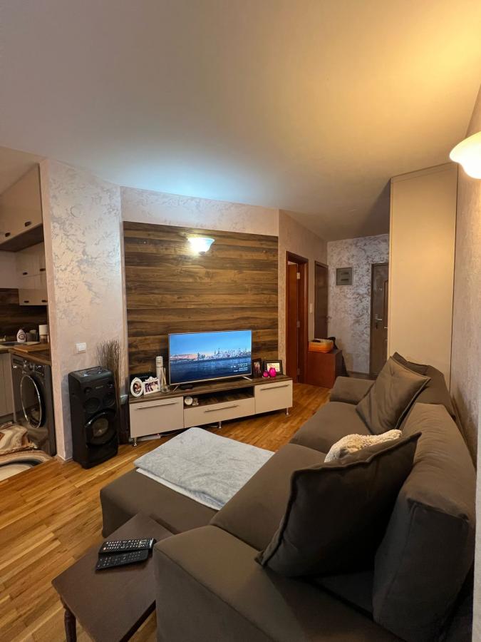 Gallery image 1