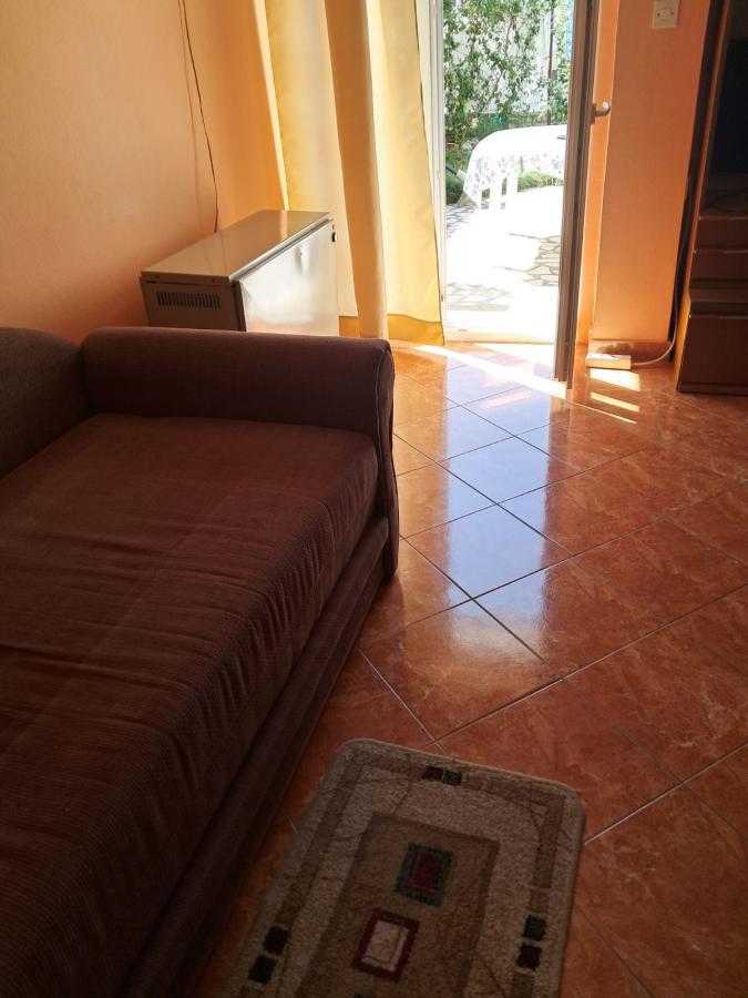 Gallery image 8