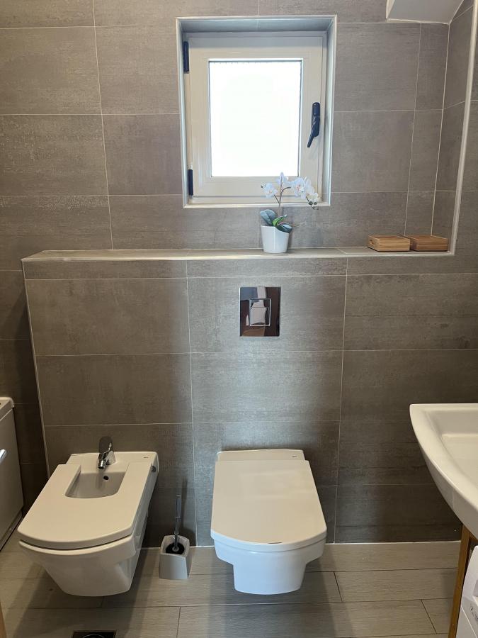 Gallery image 16