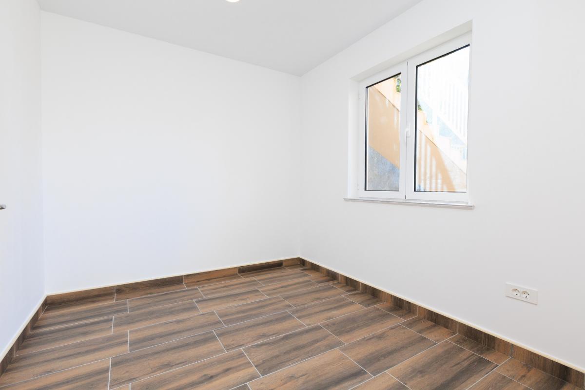 Gallery image 10