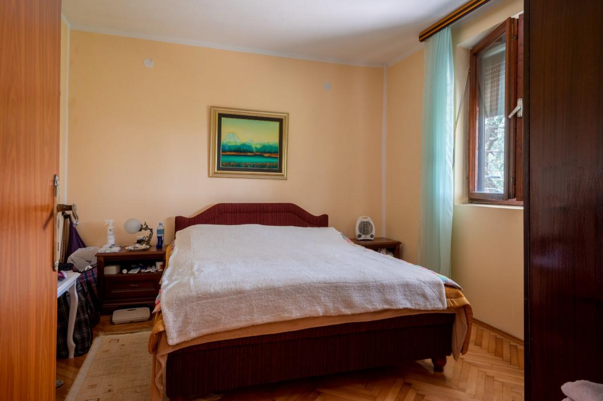 Gallery image 11