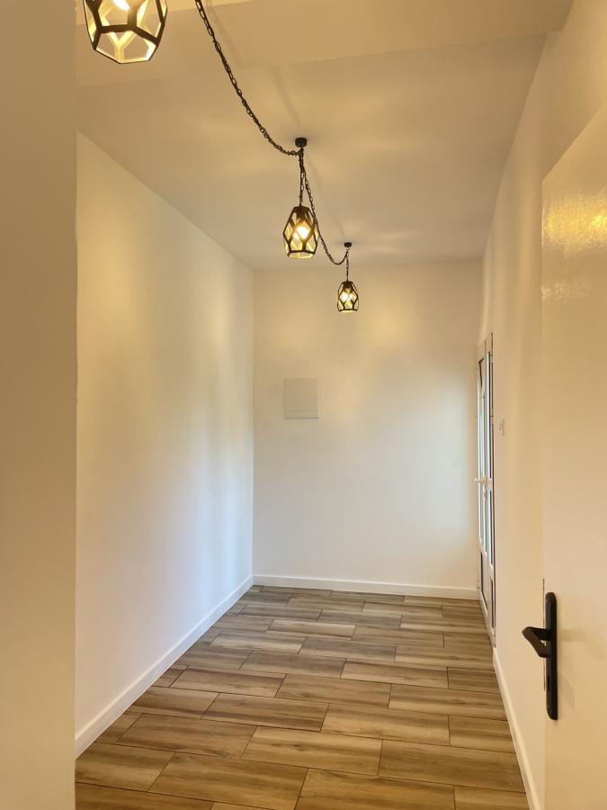 Gallery image 14