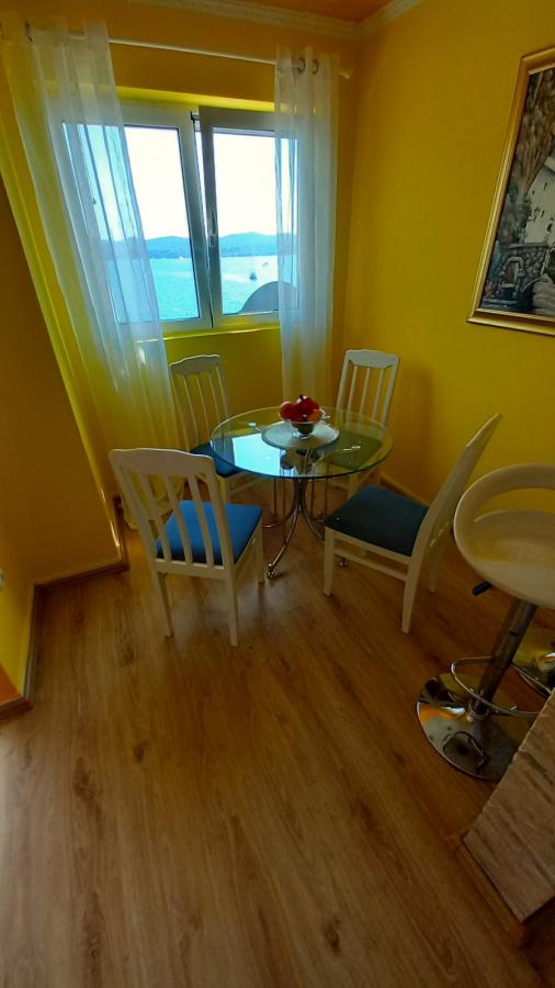 Gallery image 6