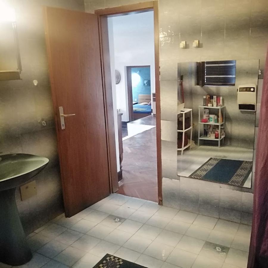 Gallery image 12