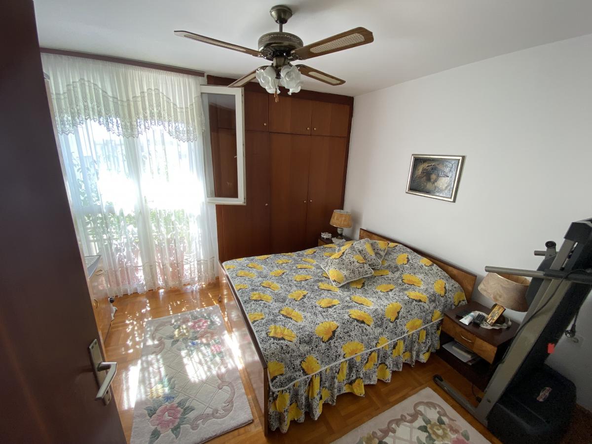 Gallery image 12