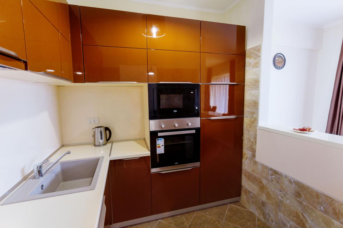 Gallery image 7