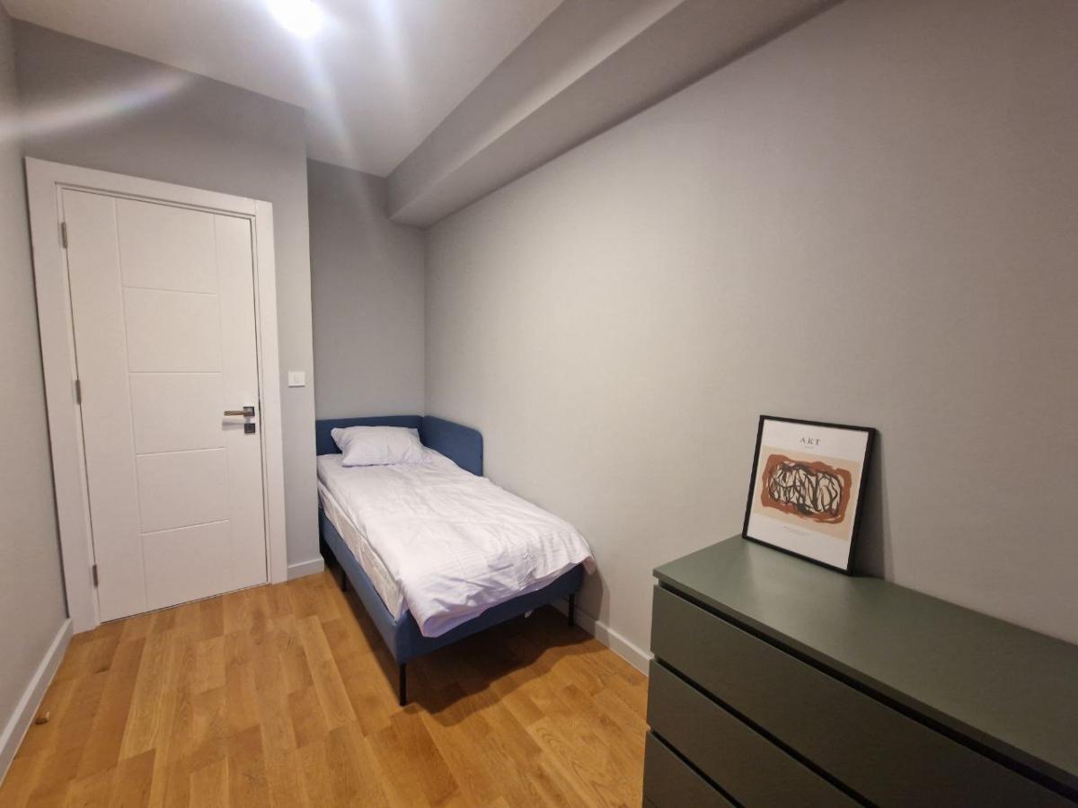 Gallery image 8