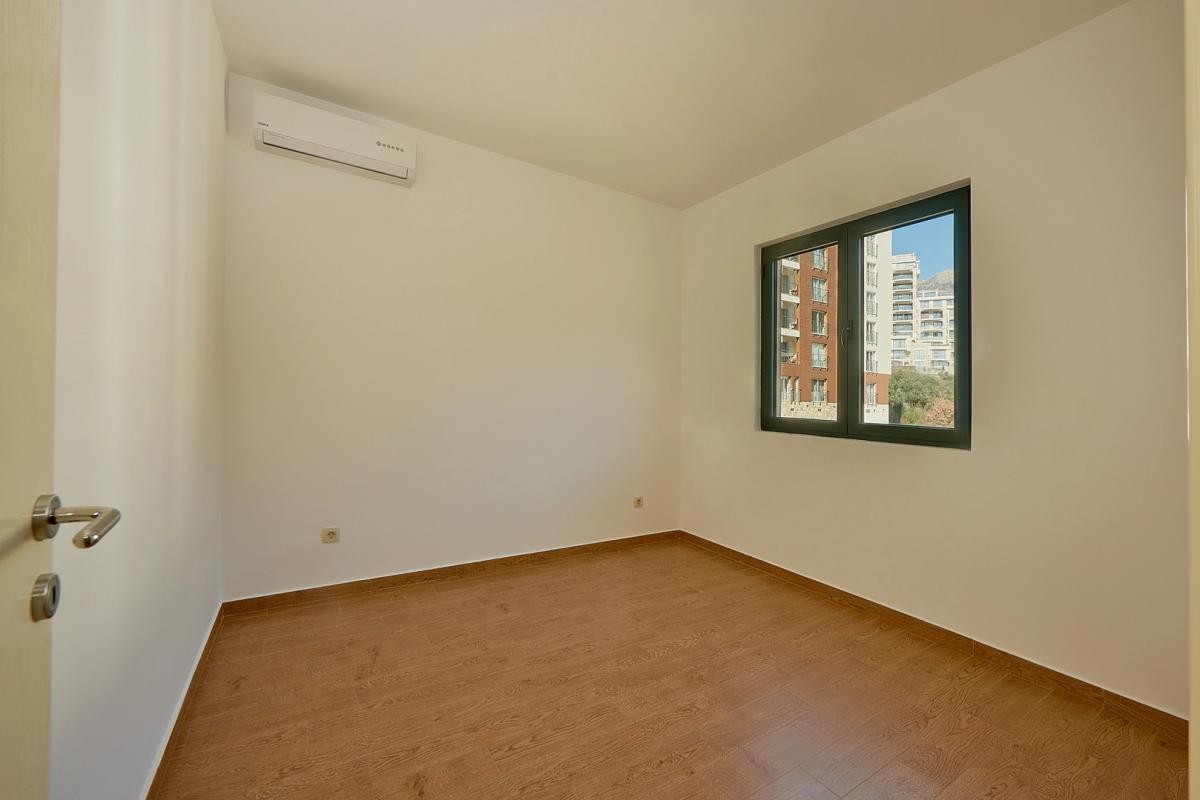 Gallery image 13