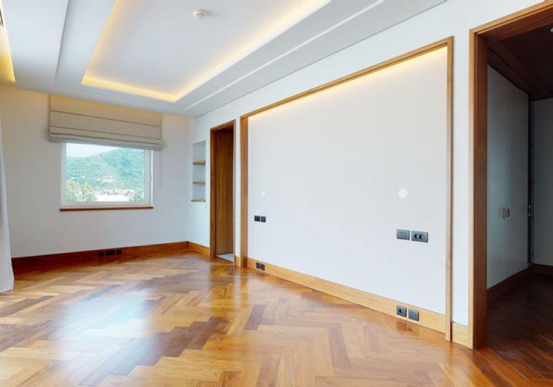 Gallery image 8