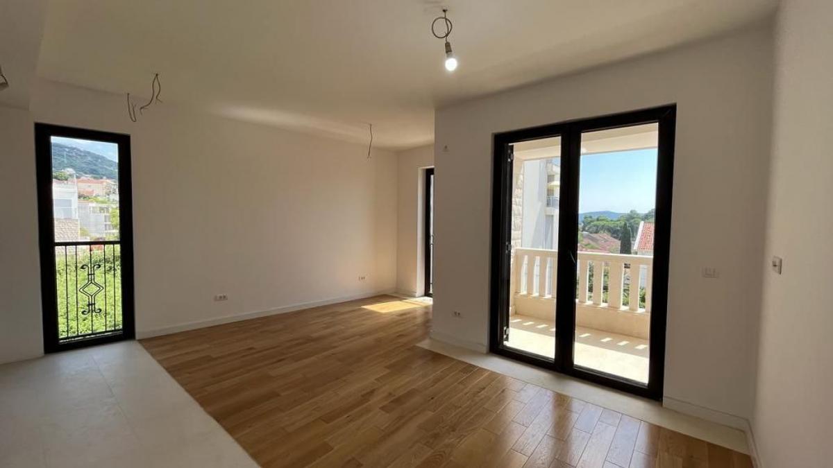 Gallery image 7