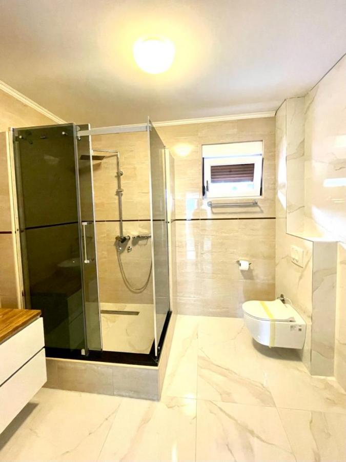 Gallery image 8