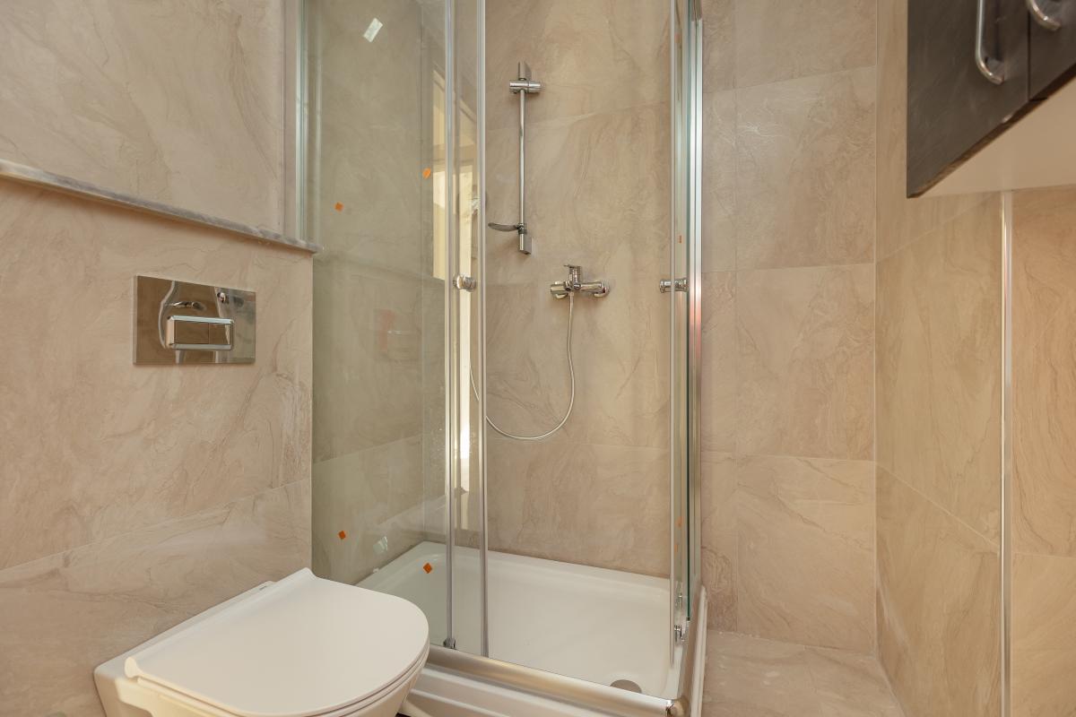 Gallery image 7