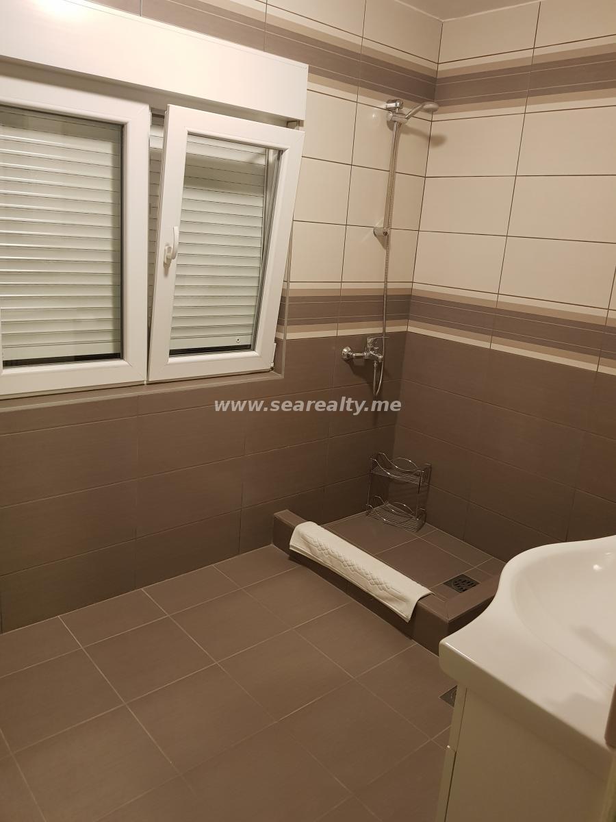 Gallery image 28