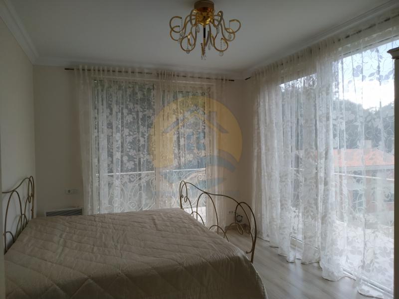 Gallery image 15