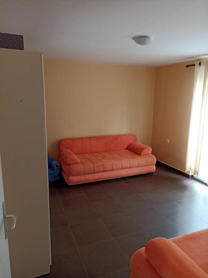 Gallery image 12
