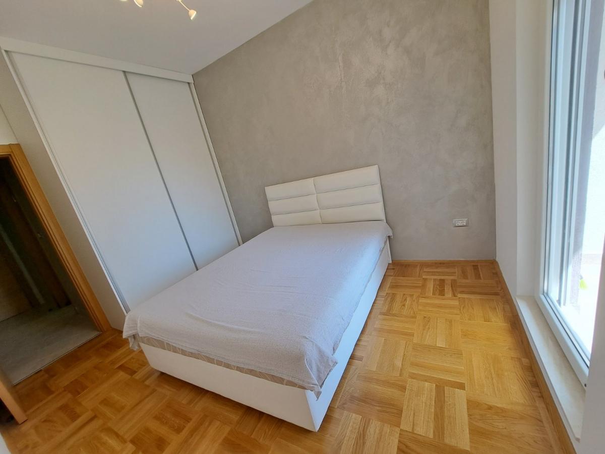 Gallery image 17