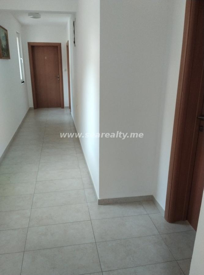 Gallery image 34