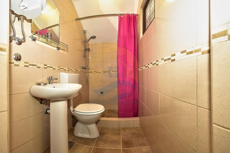 Gallery image 8
