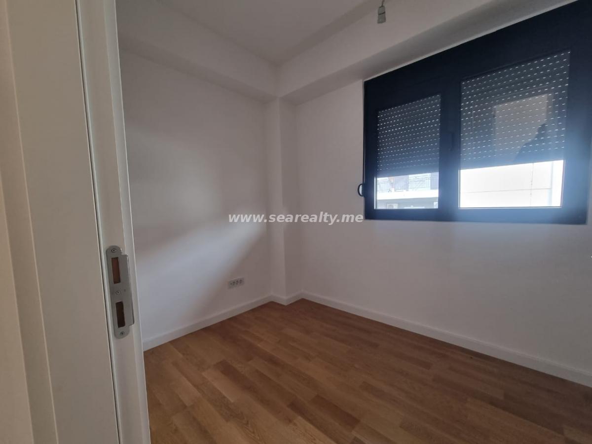 Gallery image 13