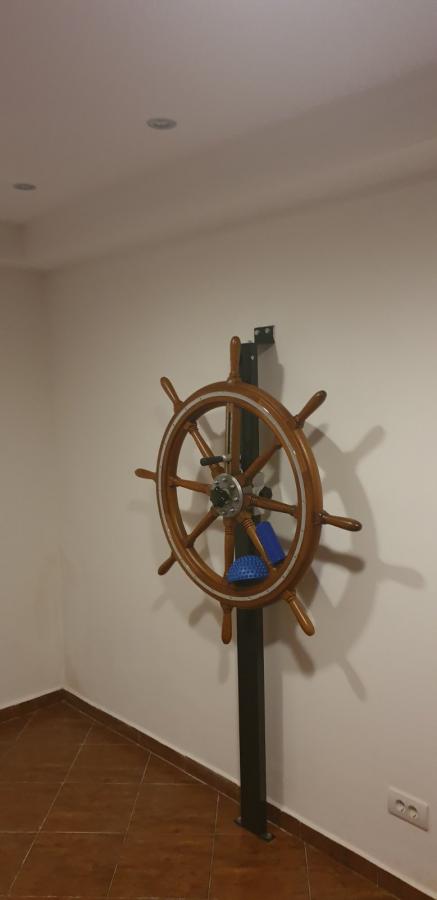 Gallery image 61