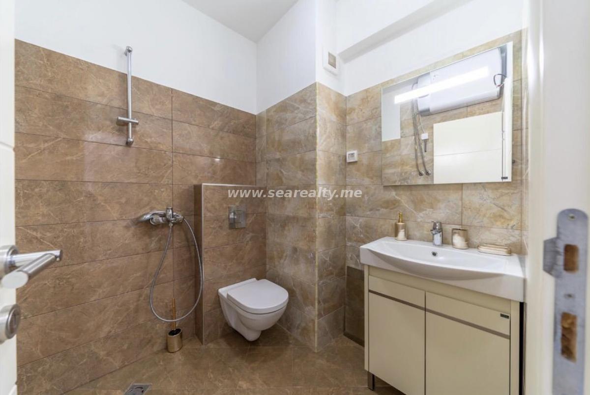 Gallery image 13