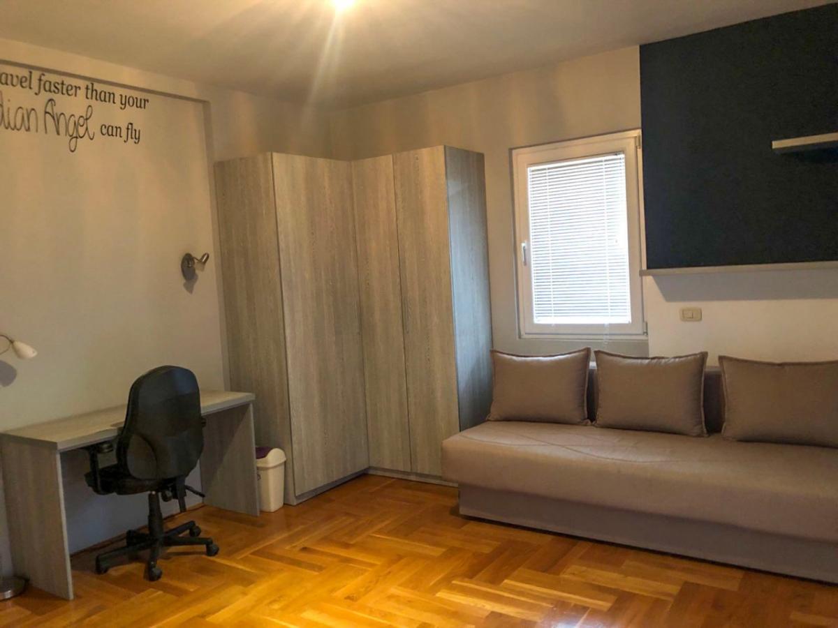 Gallery image 9