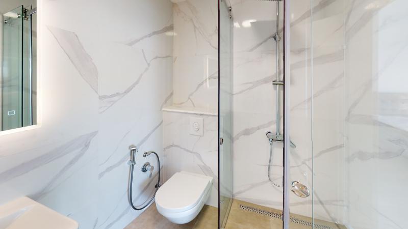 Gallery image 12