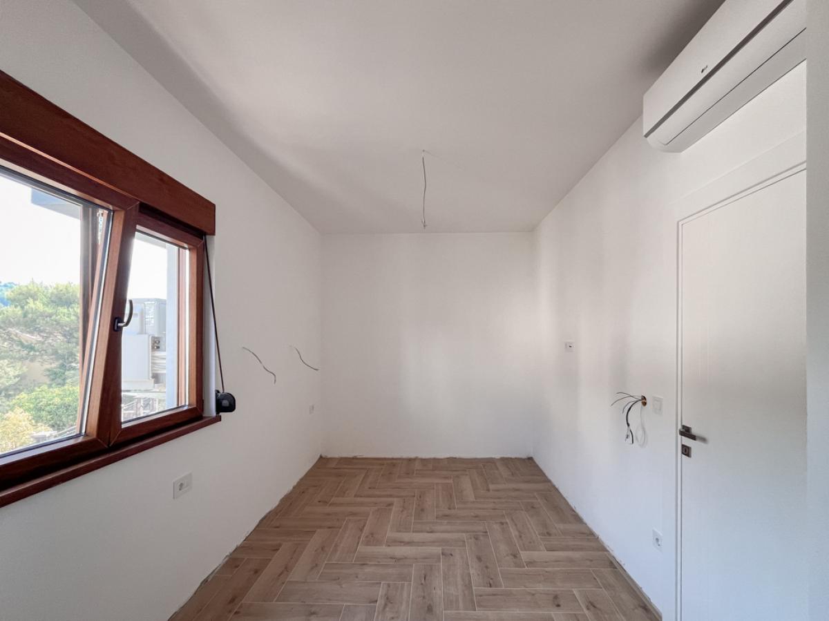 Gallery image 13