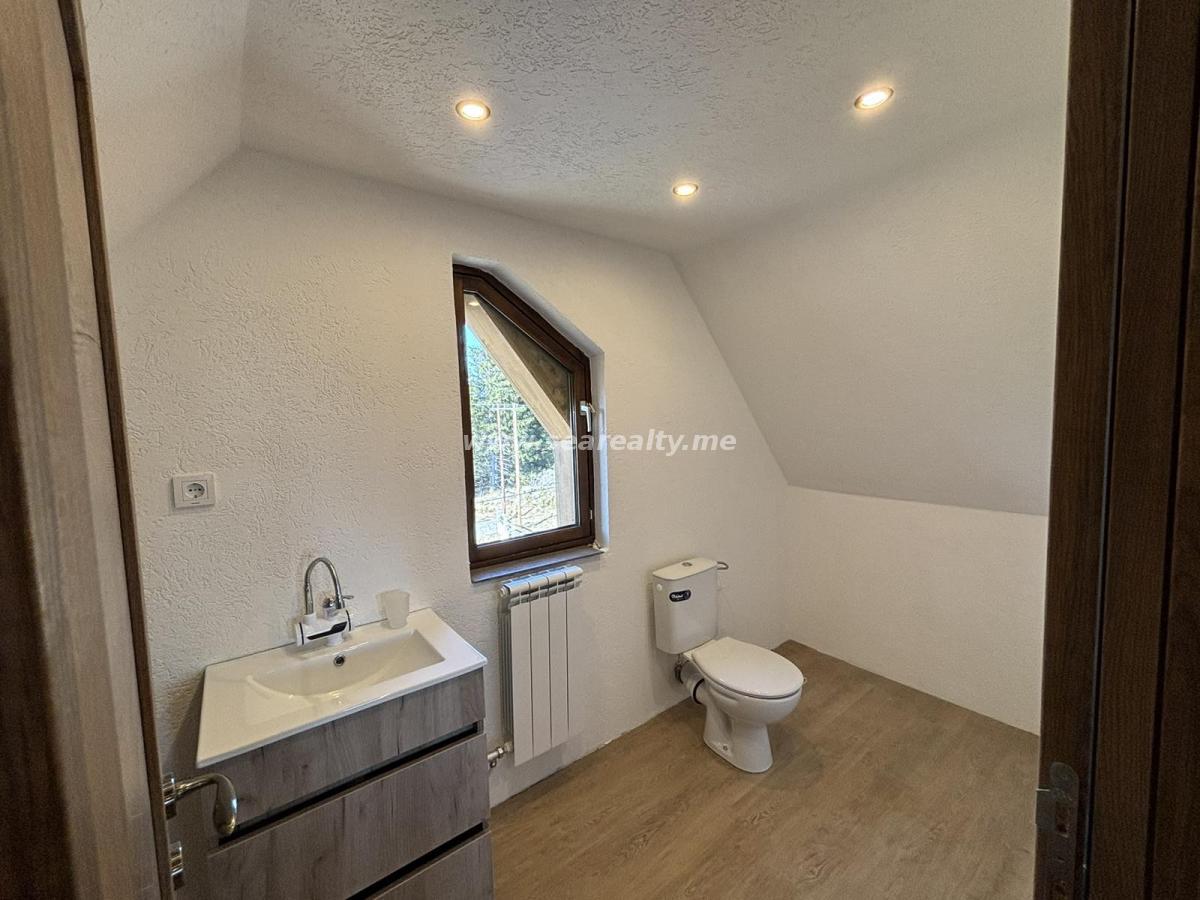 Gallery image 9
