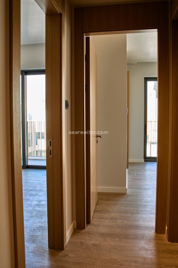 Gallery image 12