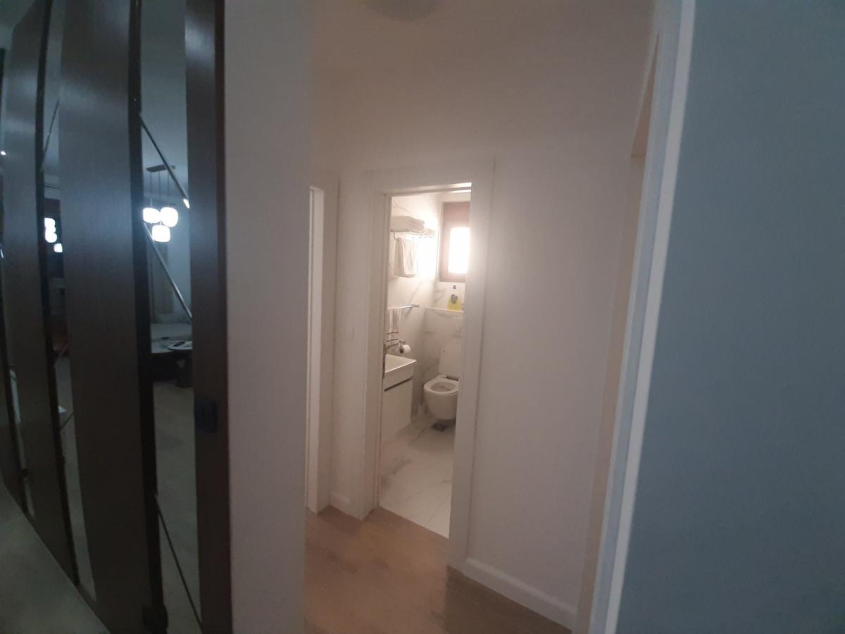 Gallery image 37