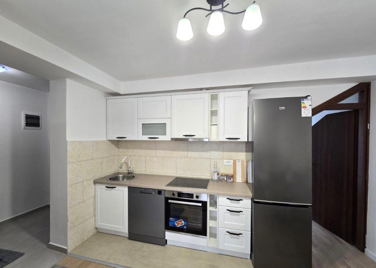Gallery image 9