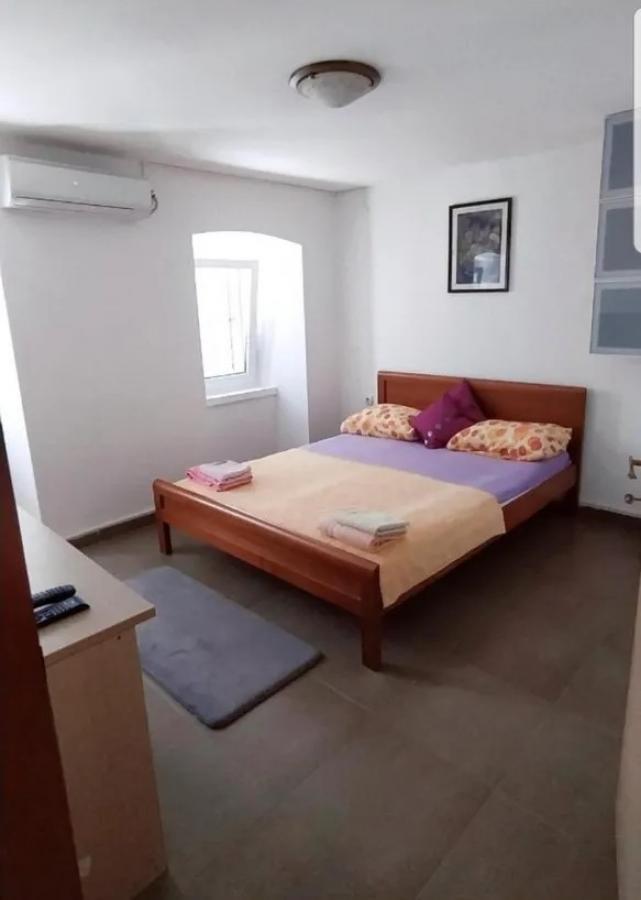 Gallery image 21