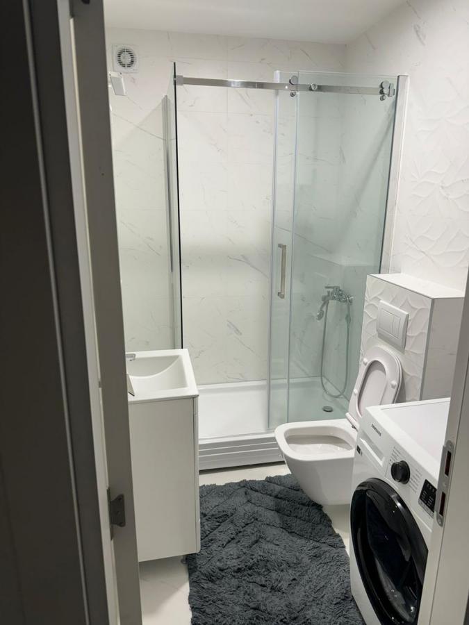 Gallery image 6