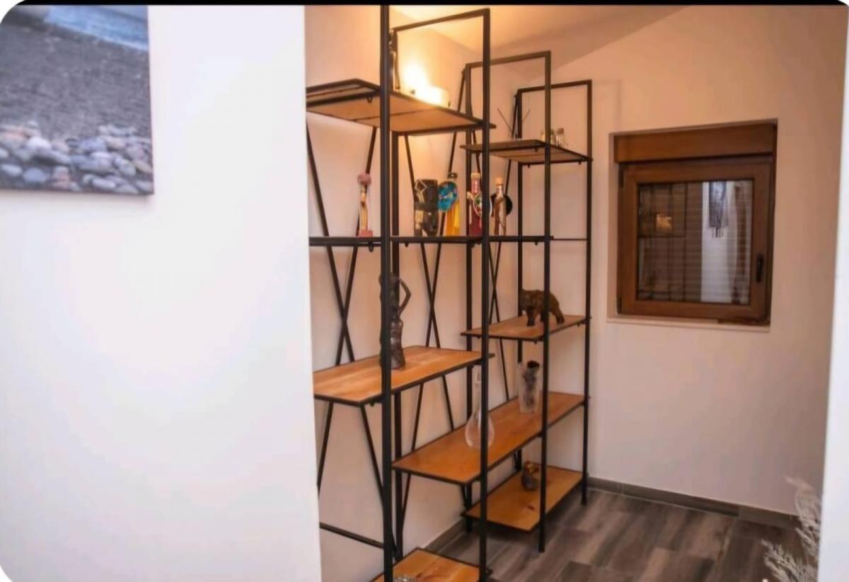 Gallery image 12