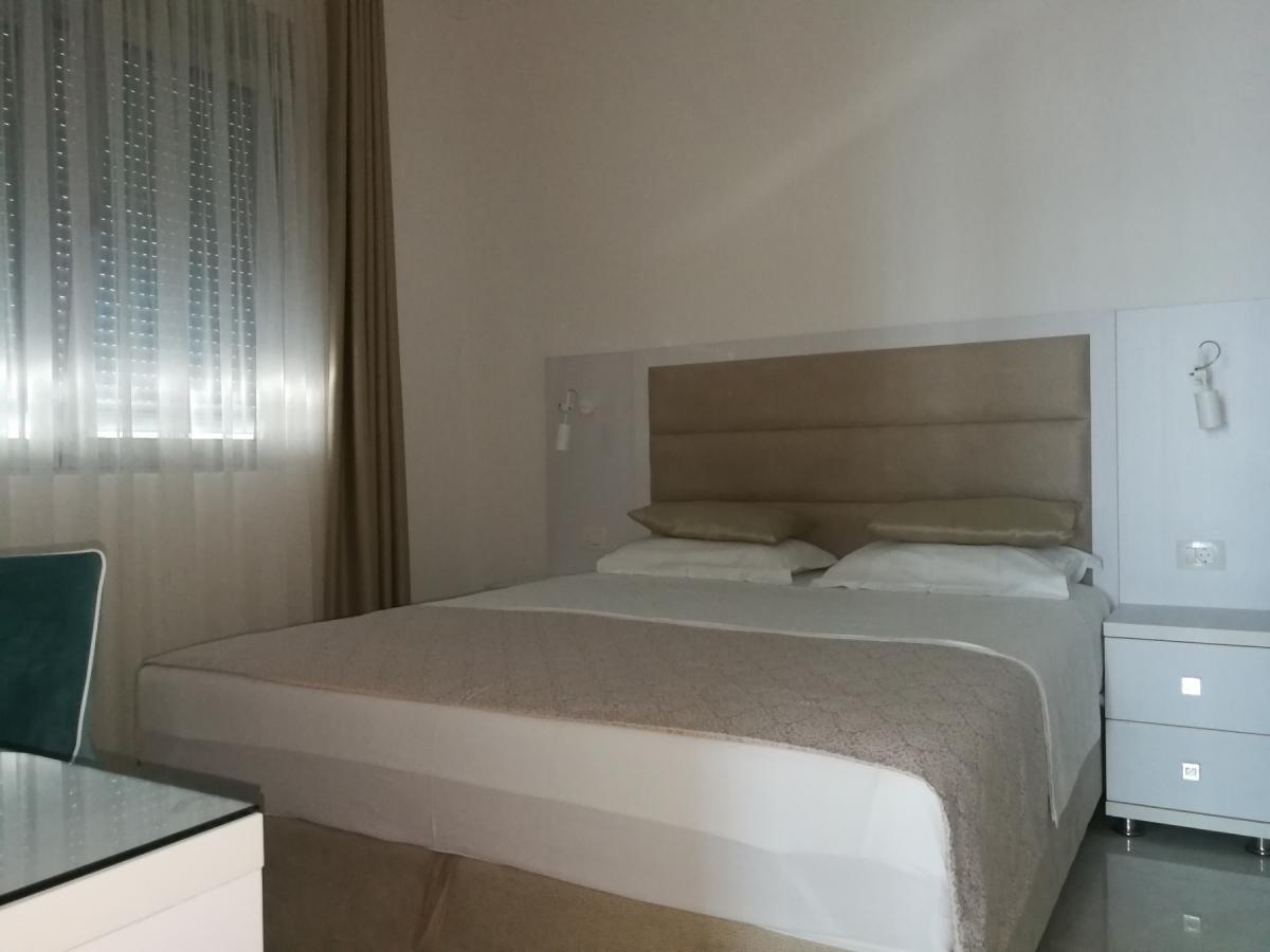 Gallery image 17