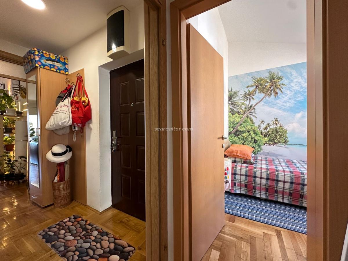 Gallery image 13