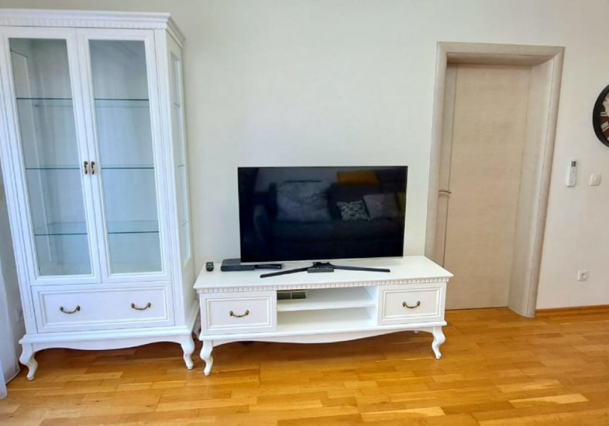 Gallery image 9