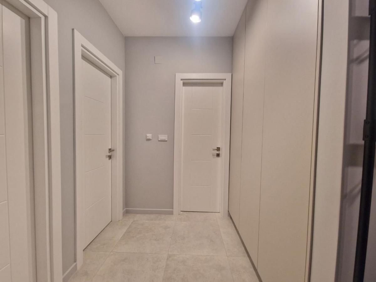 Gallery image 7
