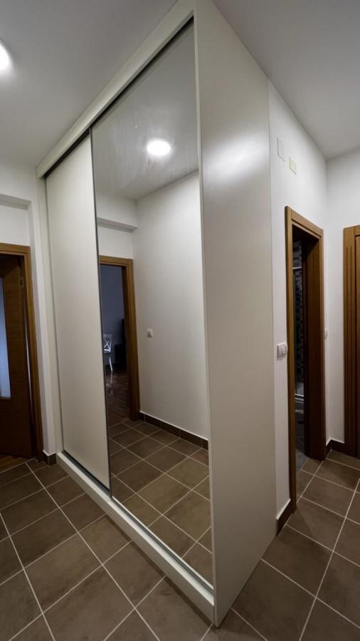Gallery image 7