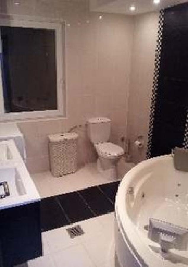 Gallery image 10