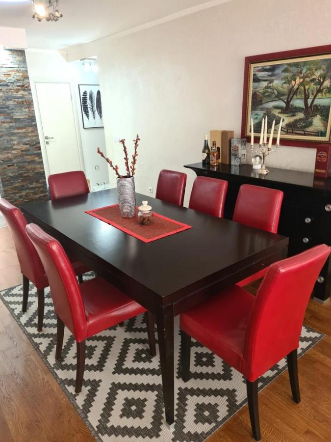 Gallery image 11