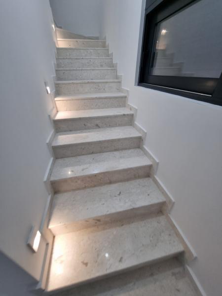 Gallery image 7