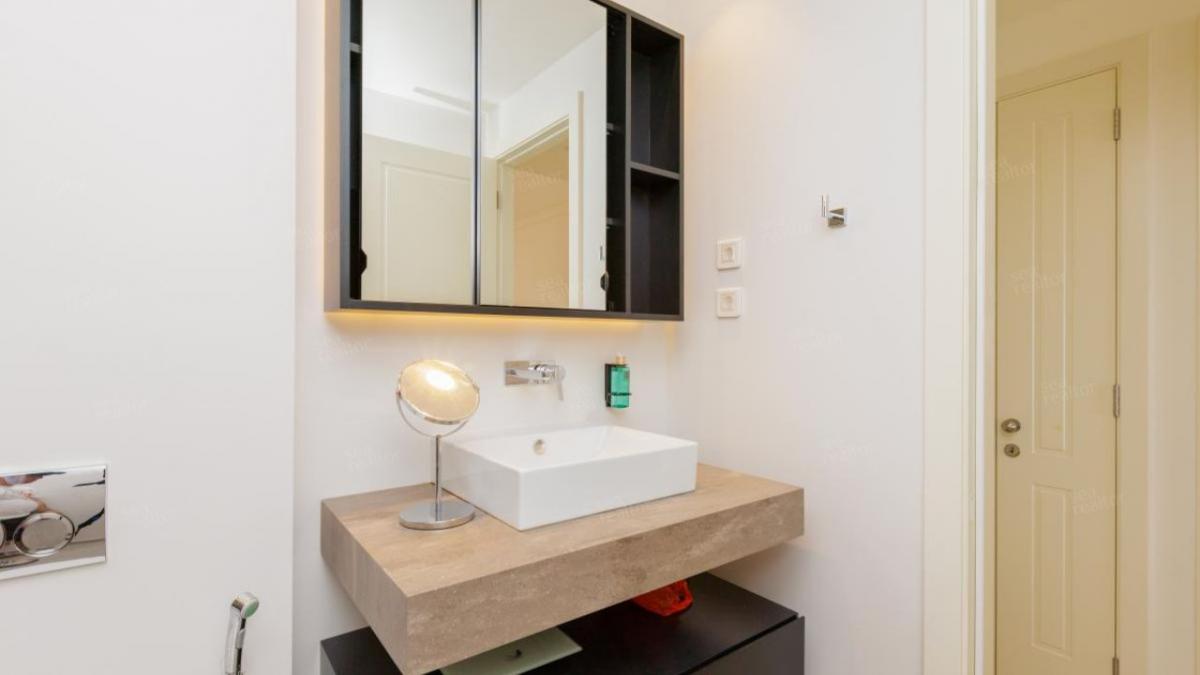 Gallery image 15