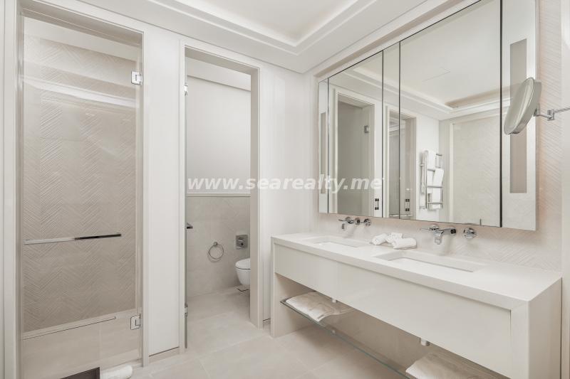 Gallery image 38