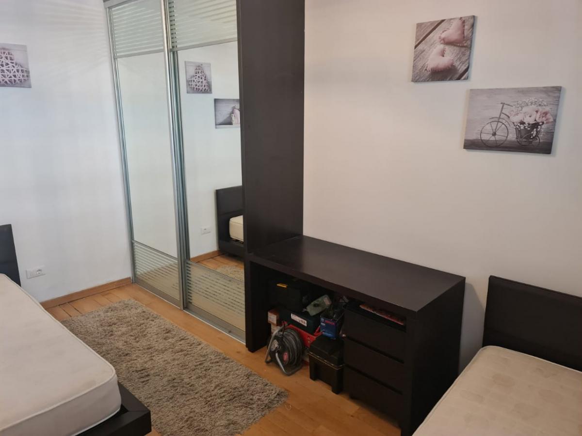 Gallery image 7