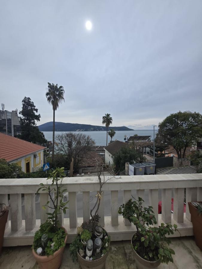 Gallery image 19