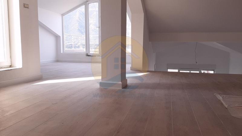 Gallery image 15