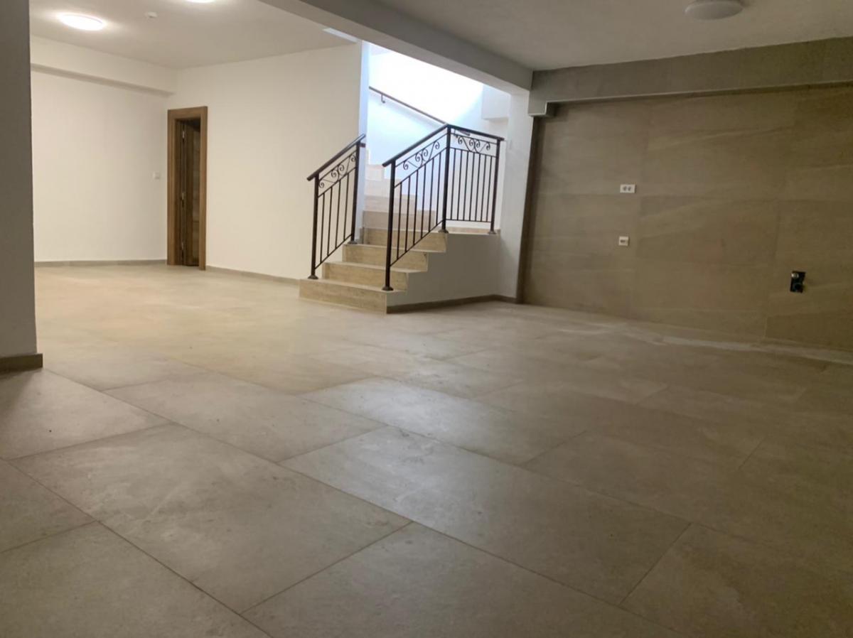 Gallery image 11