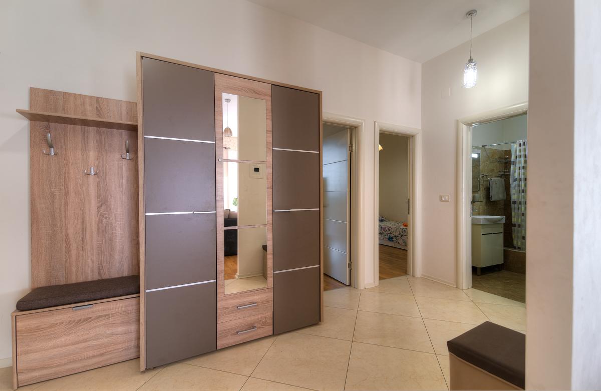 Gallery image 8